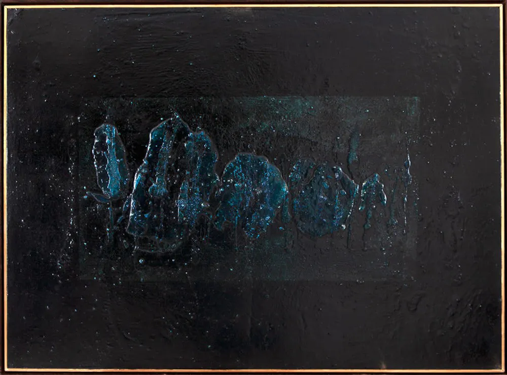 Kazuo Wakabayashi - Cinco formas azuis no preto