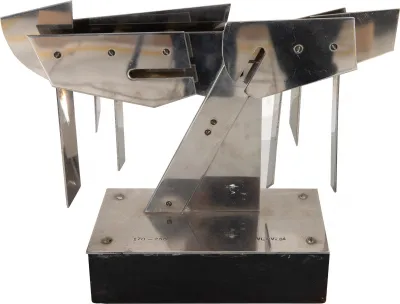 Nicolas Vlavianos - Pequena Árvore